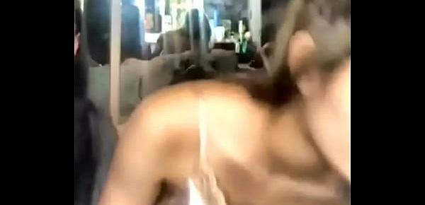  Sachzna laparan nipple slip viral video